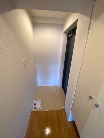 玄関　収納もある玄関です