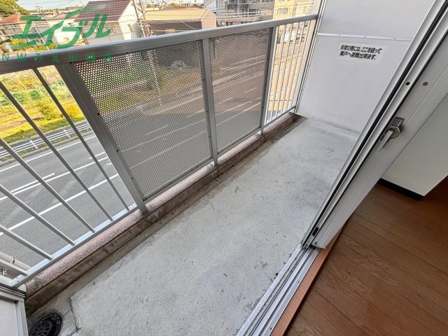 バルコニー　同型参考写真