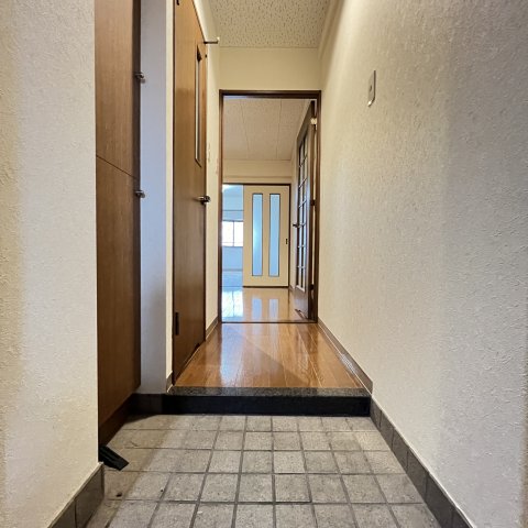 玄関　同仕様タイプです