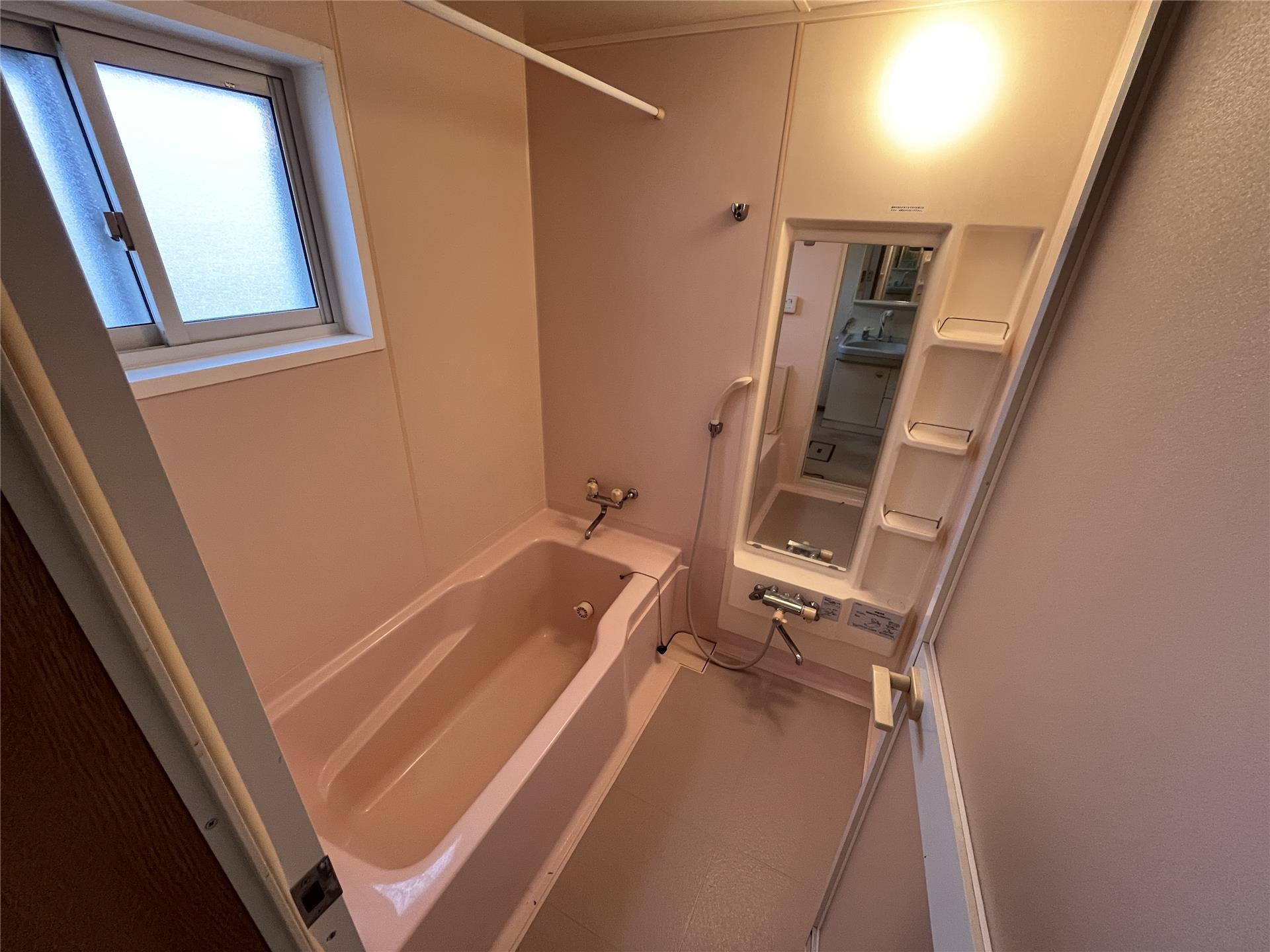 バス・シャワールーム　浴室