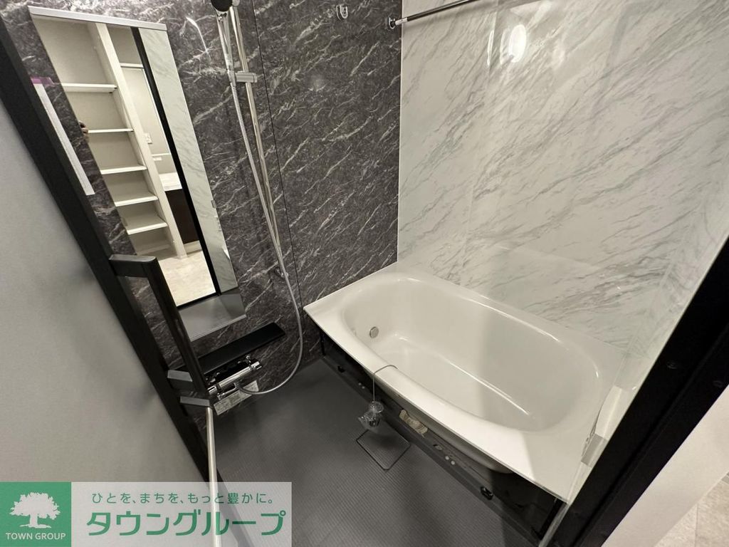 バス・シャワールーム　バス