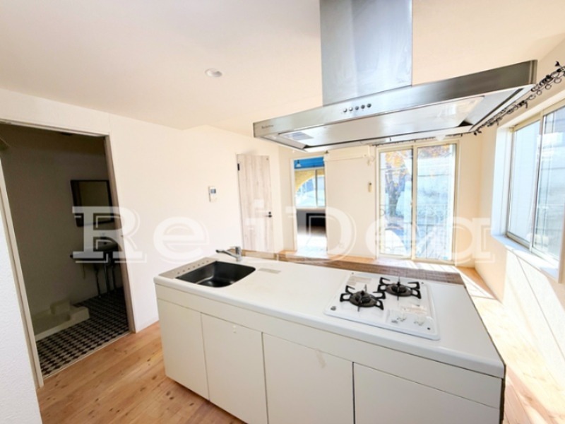 キッチン　2口コンロつきです。