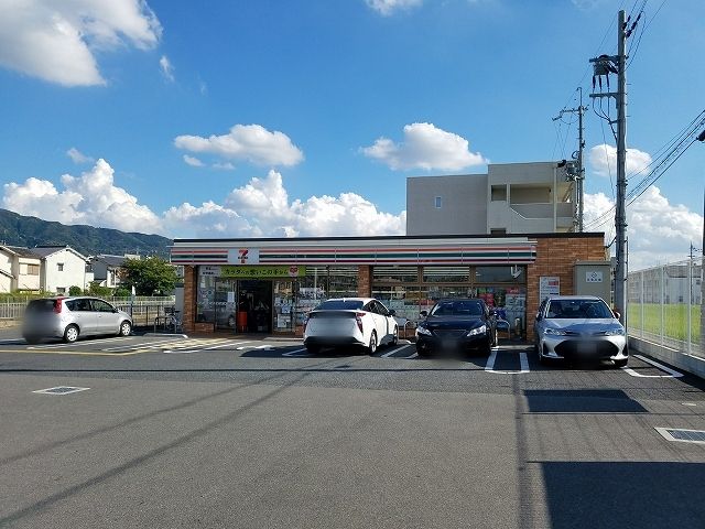 コンビニ　セブンイレブン　八尾上之島町南（コンビニ）まで760m