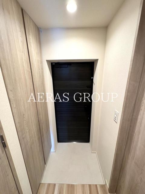 玄関　同タイプ住居