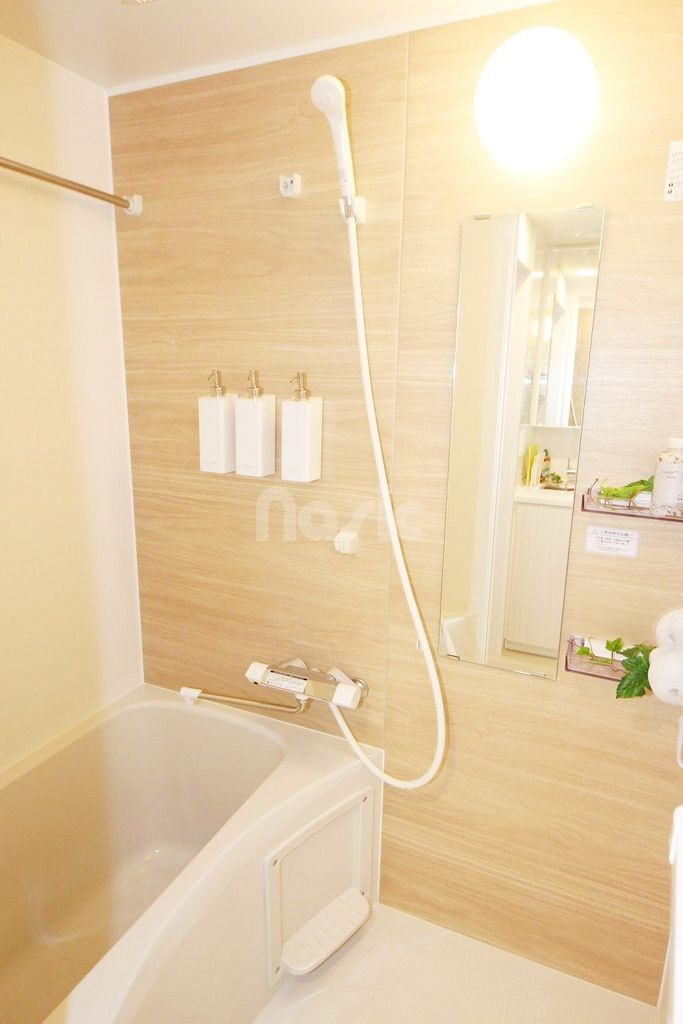 バス・シャワールーム　バス（小物調度品はつきません）