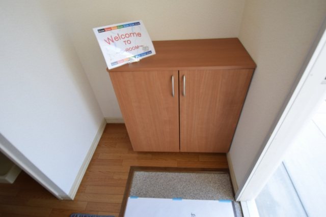 玄関　別部屋参照