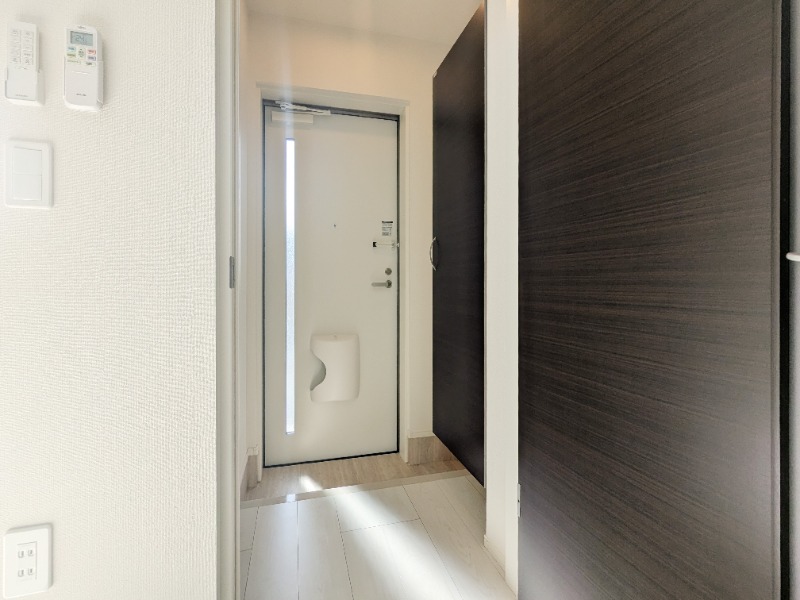 玄関　図面と現状に相違がある場合には現状を優先