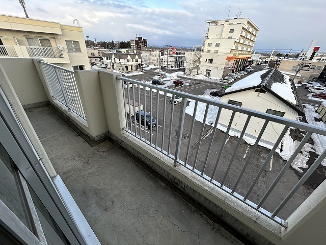 バルコニー　バルコニー