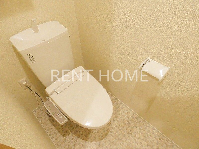 トイレ　ウォシュレット付き