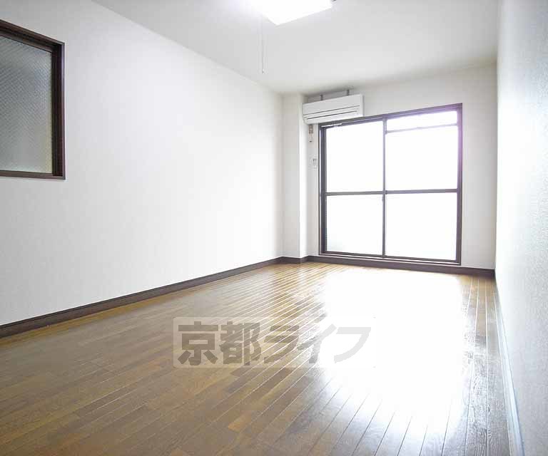 居室・リビング　寛室内です。