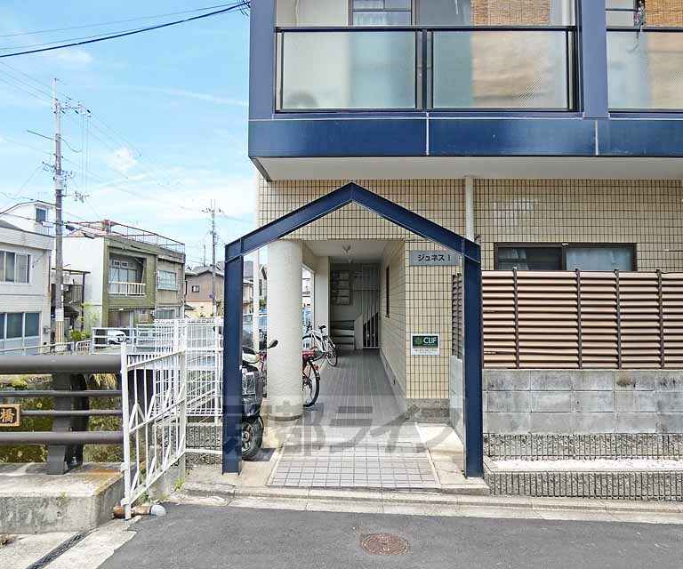 その他共有部分　建物入口です。