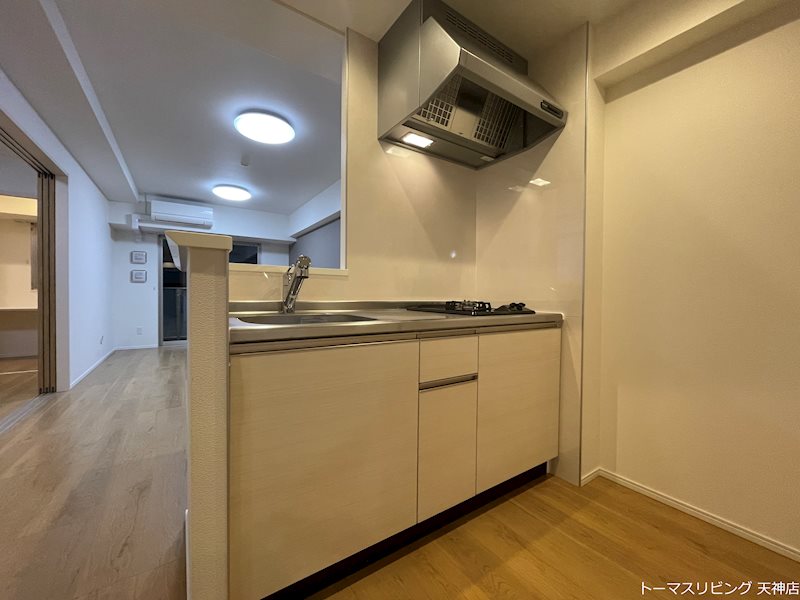 キッチン　※同物件別部屋参考画像