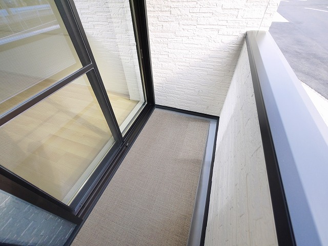 バルコニー　落ち着いた時間を過ごせるバルコニーです