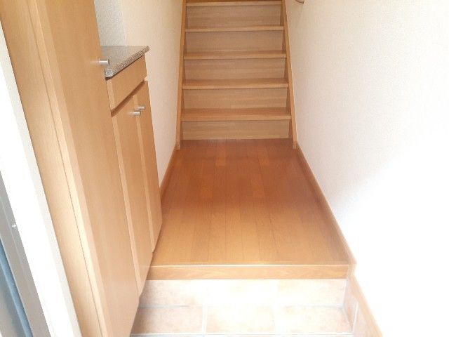 玄関　落ち着いた玄関です