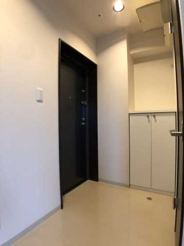 玄関　アヴァンツァーレ田端