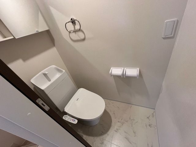 トイレ　同施工参考