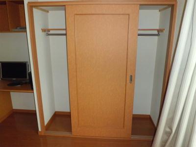 収納　たっぷり収納できるクローゼット。