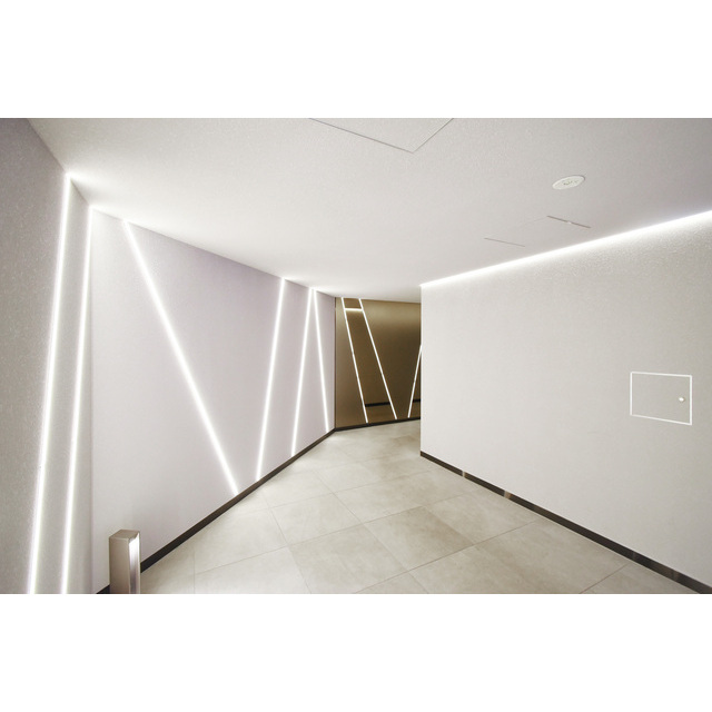 居室・リビング　こちらのリビングで趣味の時間をお楽しみください