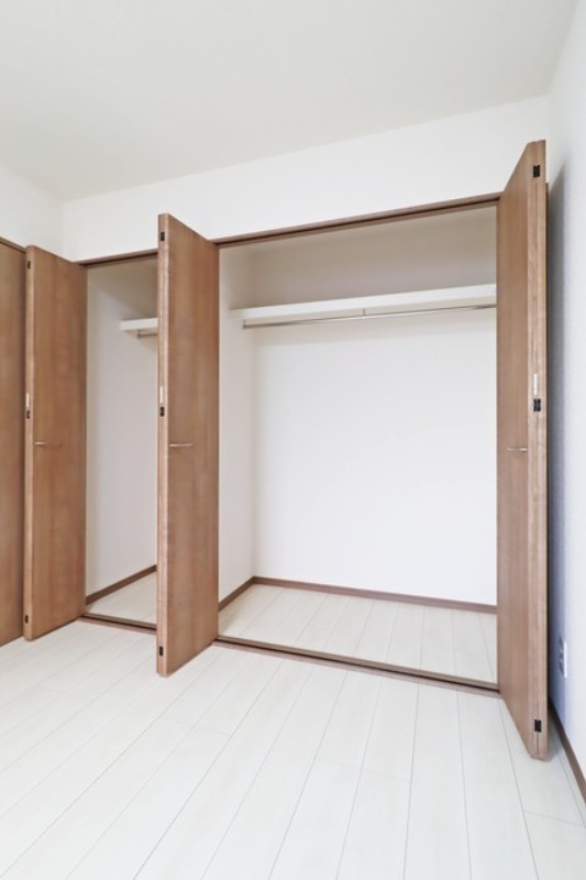 収納　図面と現状に相違がある場合には現状を優先