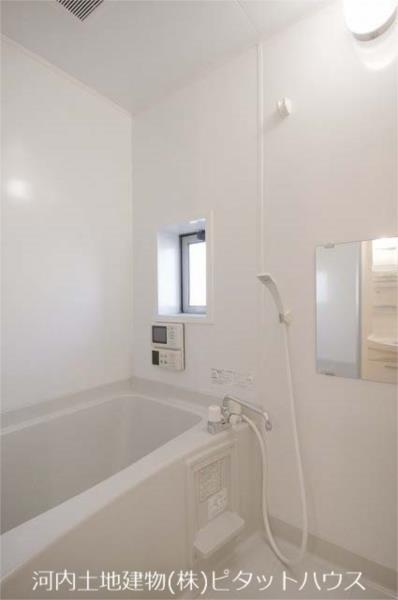 バス・シャワールーム　※反転間取り