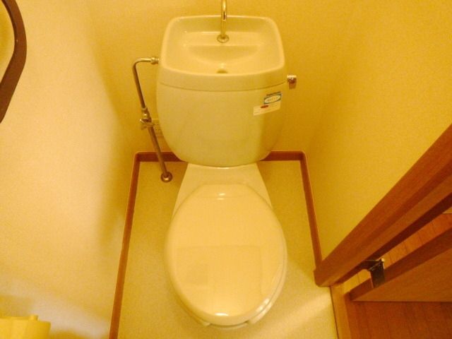 トイレ　参考写真