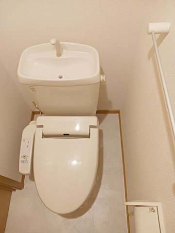 トイレ　シンプルで使いやすいトイレです