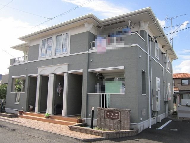 建物外観　落ち着いた雰囲気の外観です