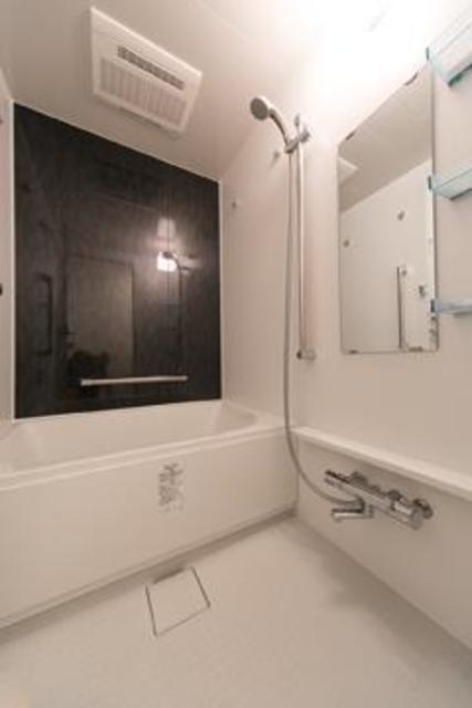 バス・シャワールーム　※写真は同タイプ住戸です。