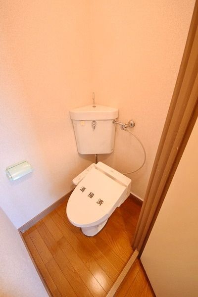 トイレ　★お部屋探しは株式会社タウンハウジング東京まで★