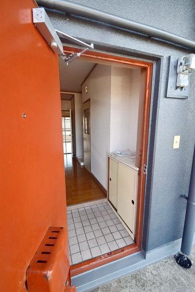 玄関　★お部屋探しは株式会社タウンハウジング東京まで★