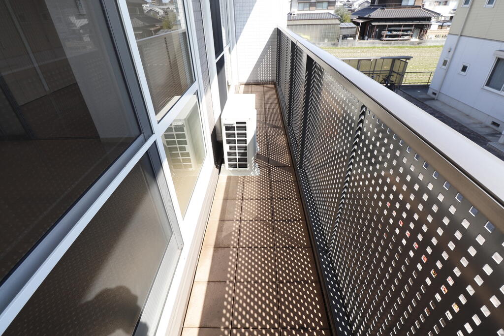 バルコニー　バルコニーです♪