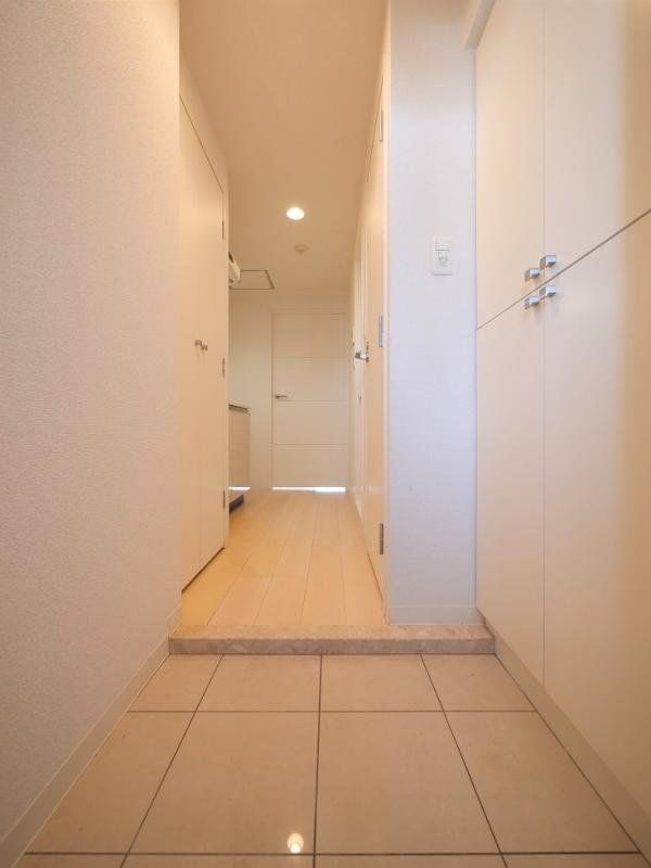 玄関　★お部屋探しは株式会社タウンハウジング東京まで★