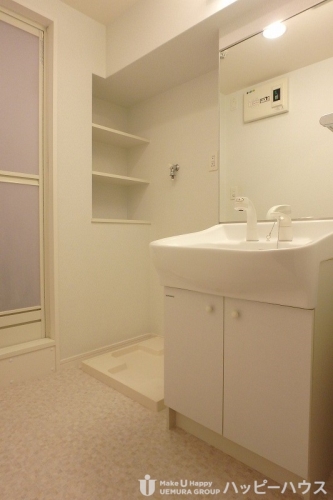 洗面設備　別部屋の写真になります。現状を優先とします。