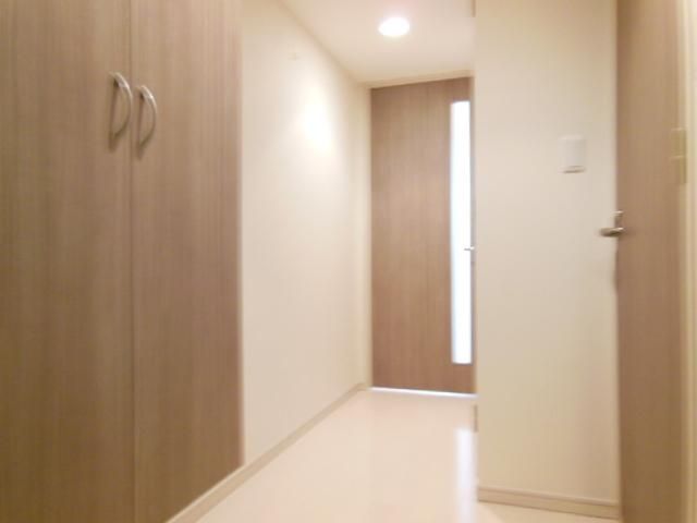 玄関　♪玄関から直接キッチンが見えず安心♪