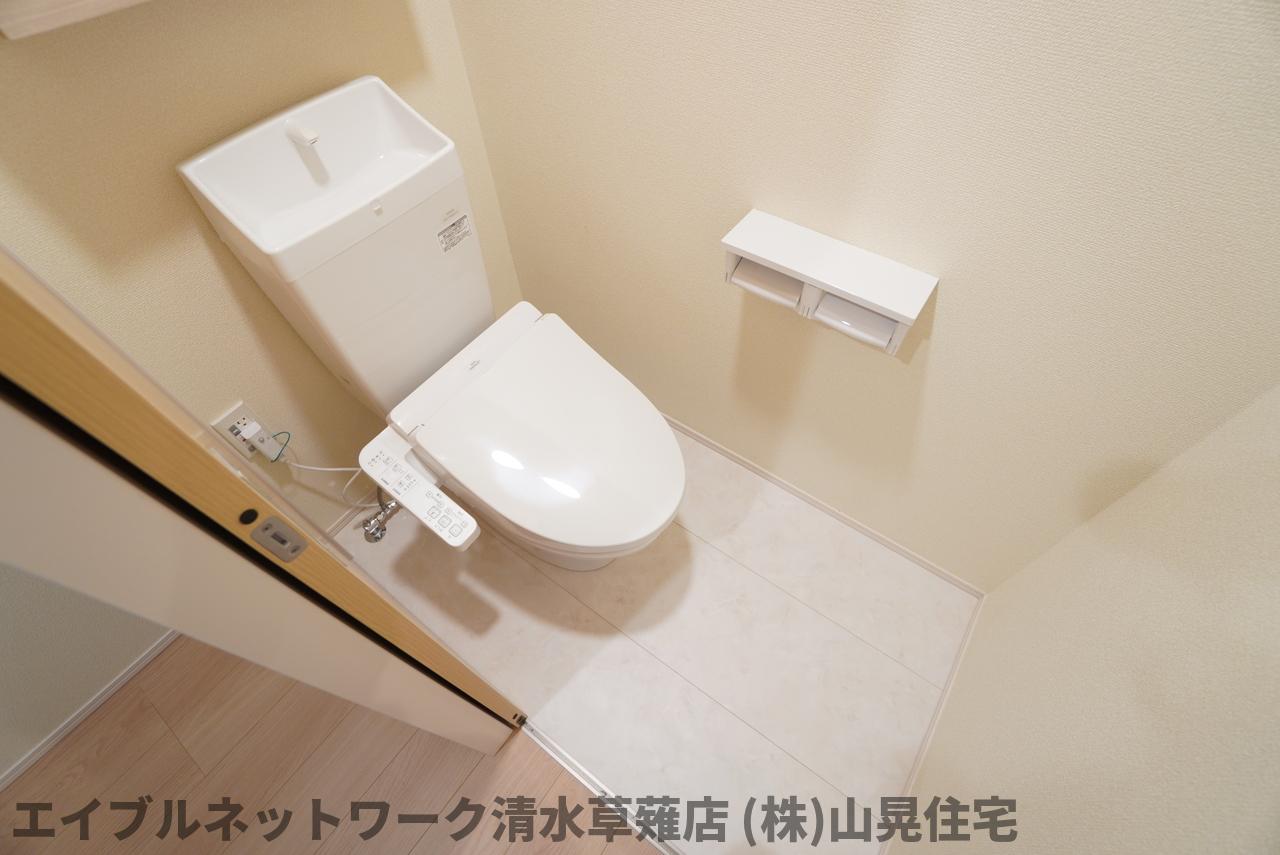 トイレ　トイレもきれいです