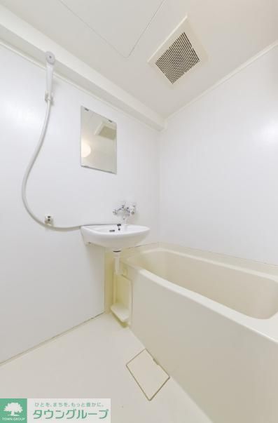 バス・シャワールーム　洗面