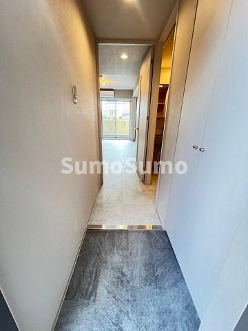 玄関　収納もある玄関です