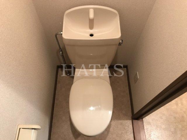 トイレ　同物件別部屋のお写真です（間取り反転）