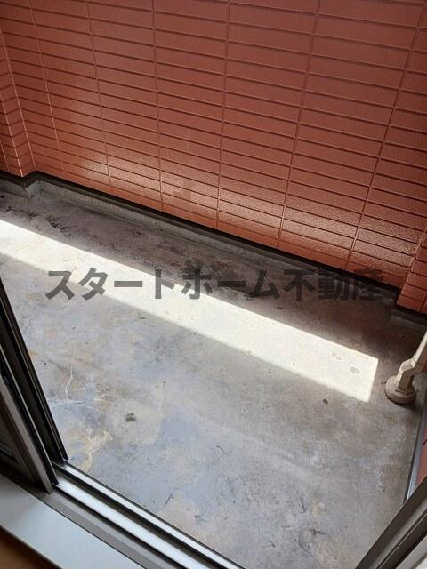 バルコニー　広々としたバルコニーです