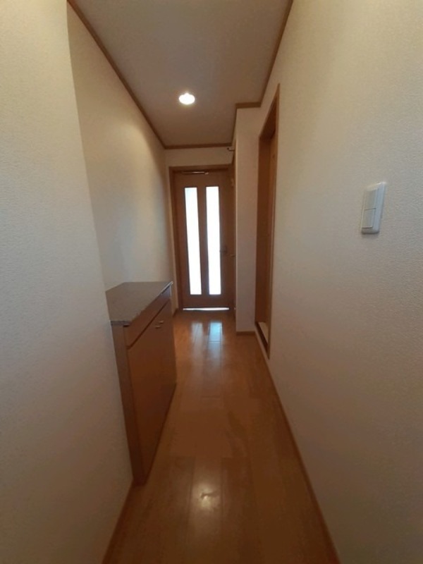 玄関　図面と現状に相違がある場合には現状を優先