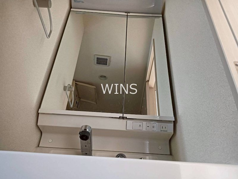 洗面設備　別部屋参考写真です