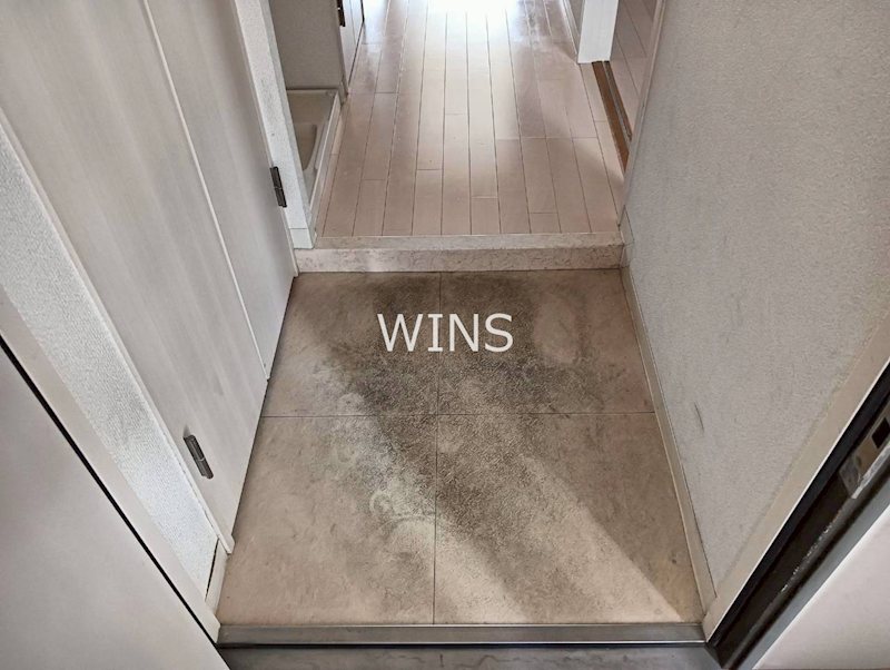 玄関　別部屋参考写真です