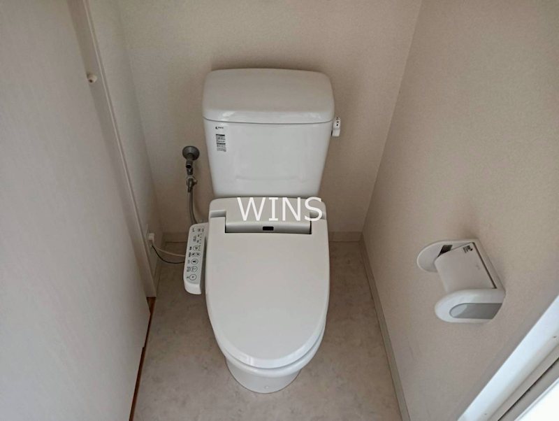 トイレ　別部屋参考写真です