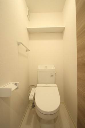 トイレ　☆温水洗浄暖房便座☆