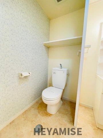 トイレ　※同間取りの別の階のお部屋の写真です※