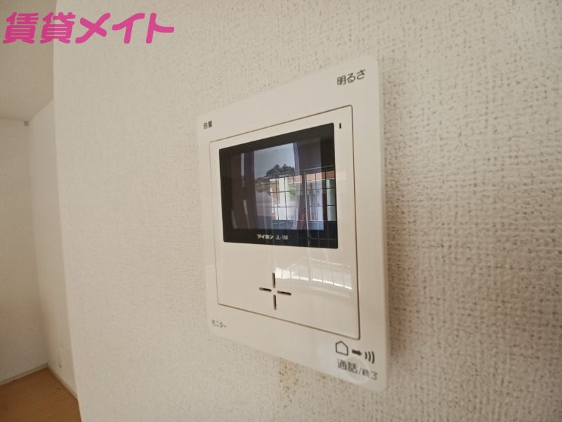 セキュリティ　同型反転部屋写真です。