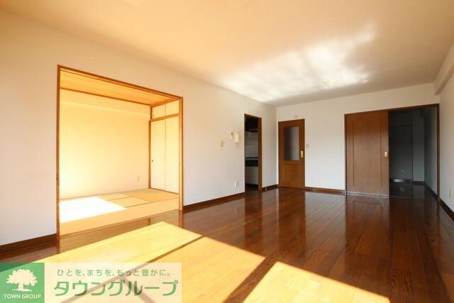 居室・リビング　★お部屋探しは株式会社タウンハウジング東京まで★
