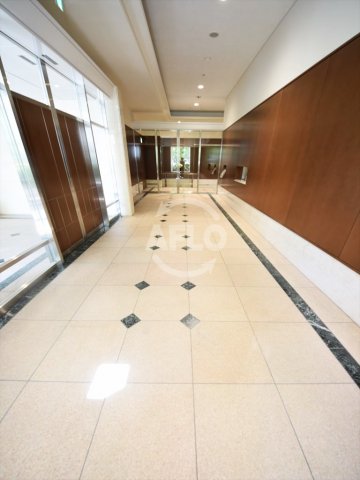 ロビー　グランドメゾン南船場　ロビー