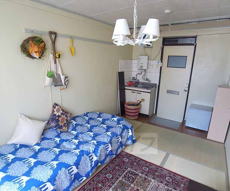 居室・リビング　南向きで明るいお部屋です