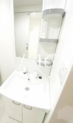 洗面設備　独立洗面台です。